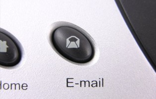 E-Mail 001